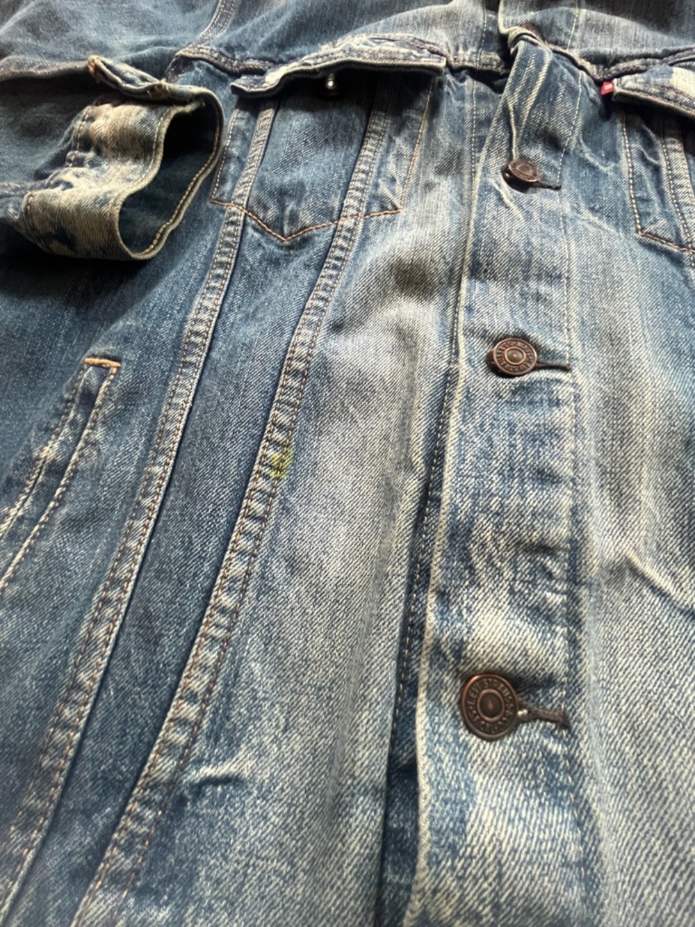 Levi’s Denim Jacket - Picture 4 of 5